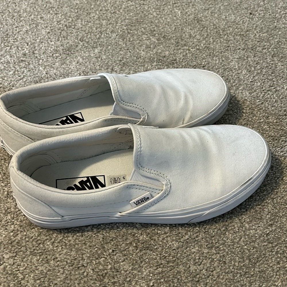 WHITE VANS SLIP ONS